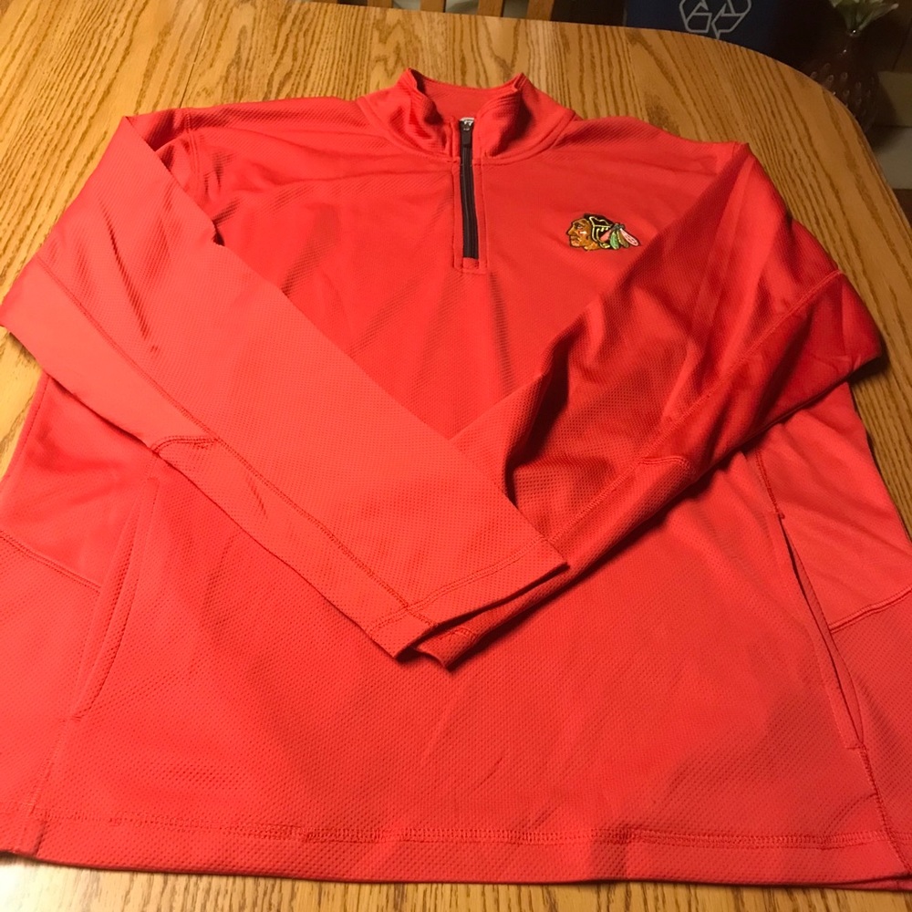 Men’s Chicago Blackhawks long sleeve shirt.